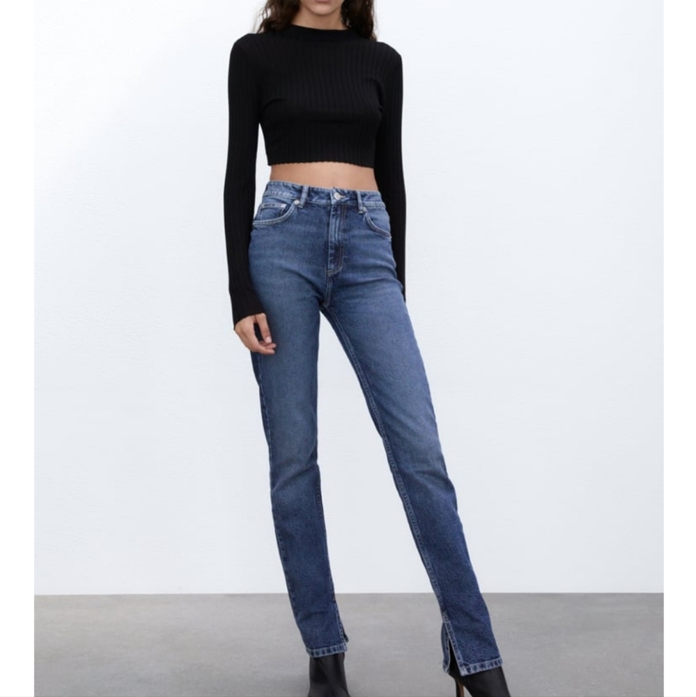 Split slim jeans